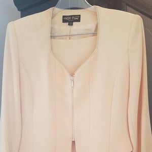Ladies 2-pc Suit